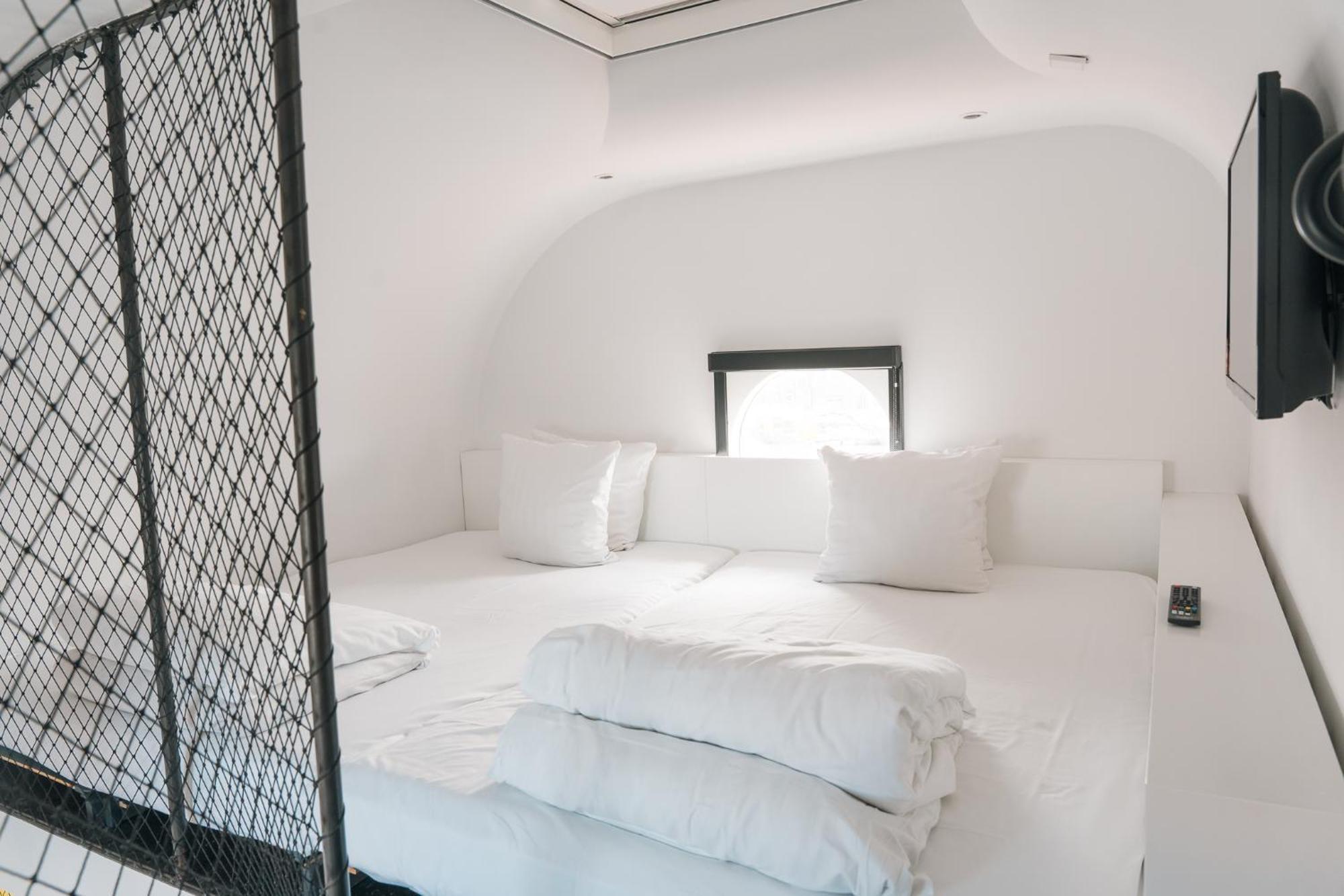 Botel Hotel
